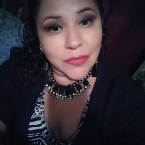 Meet your Posher, Priscilla